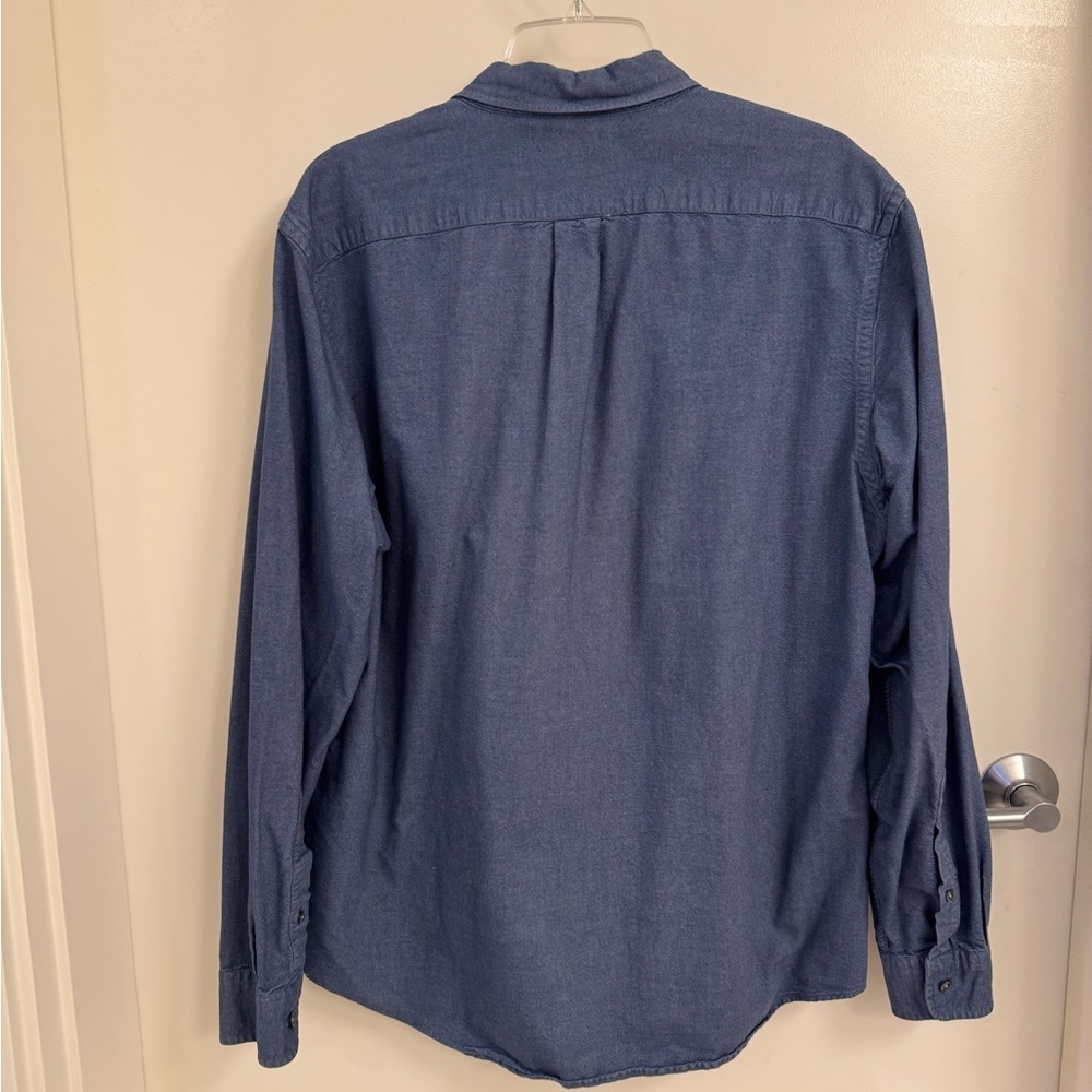 Men’s Long-Sleeve Button-down Shirt. Standard-fit Long-sleeve Oxford Shirt. XL - Picture 4 of 5
